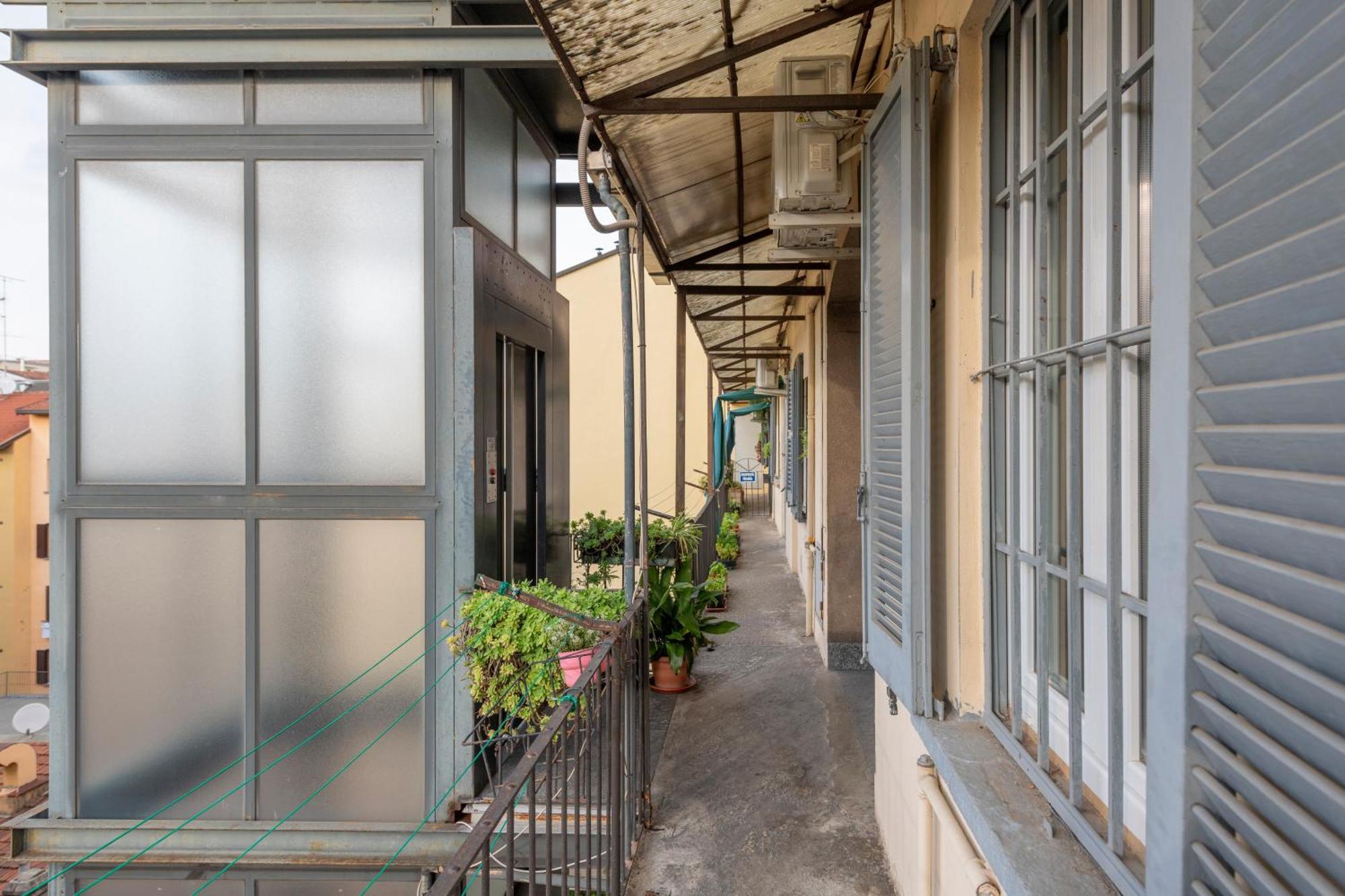 Bnbutler - Buenos Aires 49 - Lungo La Via Dello Shopping Milan Exterior photo